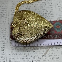 Gold Heart Locket Victorian Anniversary Wedding Cream Black Rose Cameo Necklace
