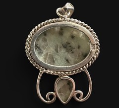 Vintage 925 Sterling Silver Pendant With Kiwi Jasper Stone