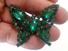Vintage Forest Green Butterfly Brooch Navette Rhinestones Pin 2″ Unsigned Weiss?