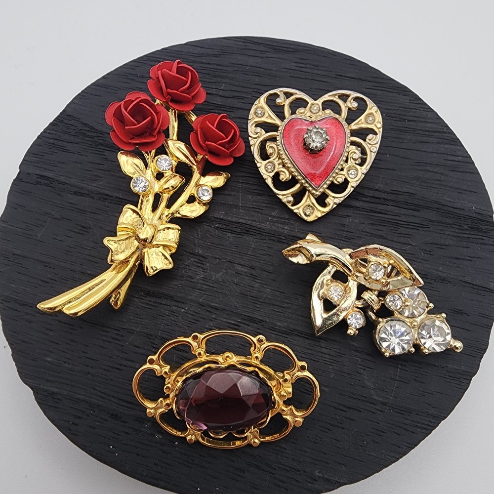 VTG Estate Costume Brooch Lot 4pc Red Rose Enamel Heart Amethyst Glass Grape Pin