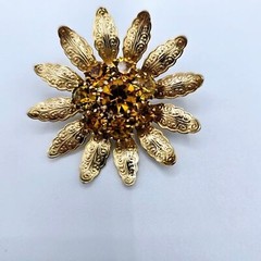 Flower Brooch Honey Rhinestone Filigree Leaves Floral Statement Vintage Pin
