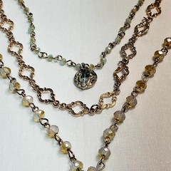 VINTAGE 1945 28 in Necklace Polished Pendant Triple Strand Gold-Tone Rhinestone