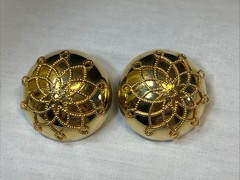 2 Sets Vintage Bright Gold Large Lightweight Metal Clip Earrings