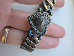 VTG WWII 1940s LaMode Sweetheart Heart Expansion Bracelet Precious Metal Petina