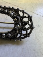 Vintage Filigree Brooch Earring Set Black Stone Bow Look Silver Tone