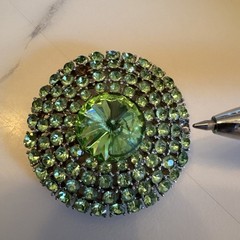 Albert Weiss Vintage Green Rhinestone Brooch READ