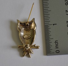 Liz Claiborne LC Owl Brooch Pin Two-toned Gold Green Pink Rhinestone Eyes EUC