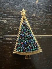 Vintage Christmas Tree Rhinestone Brooch Pin Gold Tone Holiday Jewelry