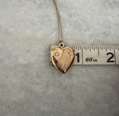 Vintage 1/20 14K Yellow Gold Filled Heart Photo Locket & 18″ Necklace Chain