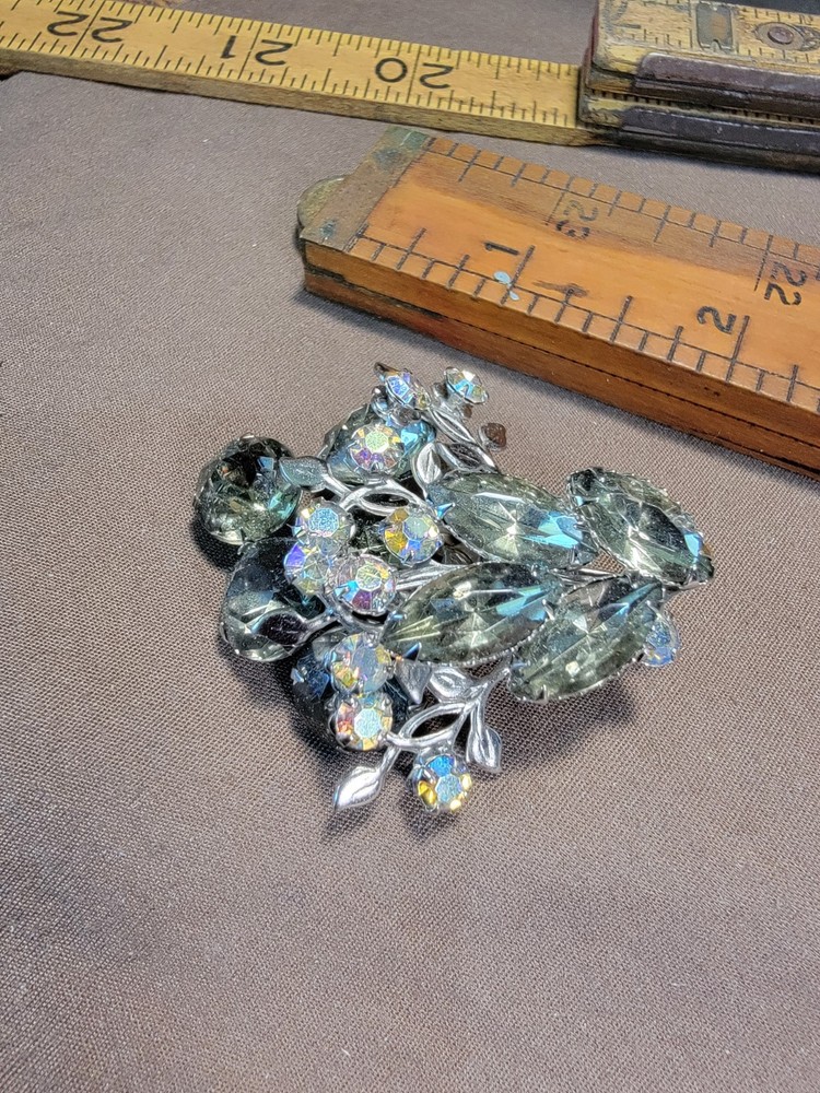 Vintage Blue Smoky Gray Silver Tone Rhinestone Brooch AB