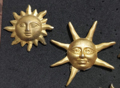 Lot 10 Vintage Sun Face Celestial Brooch Pins Gold Tone Sunburst Art Jewelry Mix