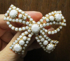 Gold and White BOW pin brooch Vintage MILK GLASS rhinestones