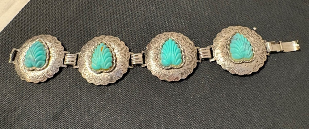 Vintage Southwestern Style Bracelet Silver Tone Metal with Carved Turquoise-Colo