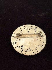 Vtg MOTHER OF PEARL BETHLEHEM CARVED AND PIERCED 8 PT.STAR-1-3/4”
