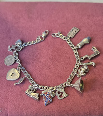 Vintage Sterling Charm Bracelet & 16 Unusual Sterling Silver Charms 7” L -25Gr