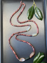 Vintage Necklace Agate Estate Jewelry Pre-Owned Hippie Beaded Boho Red Brown