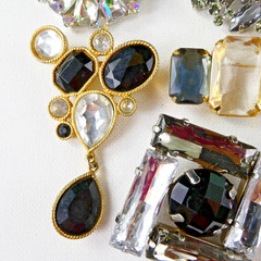 Plastic PIN BROOCH Collection 10 Piece Acrylic Lucite Multi Color Stones Large