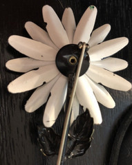 Signed FRANCOIS Coro Brooch White Black Aster 4″ Rhinestone Center 1940 Rare Vtg
