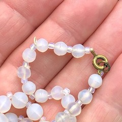 Vintage Graduated Satin Moonstone Opalite Moonglow Beaded Necklace