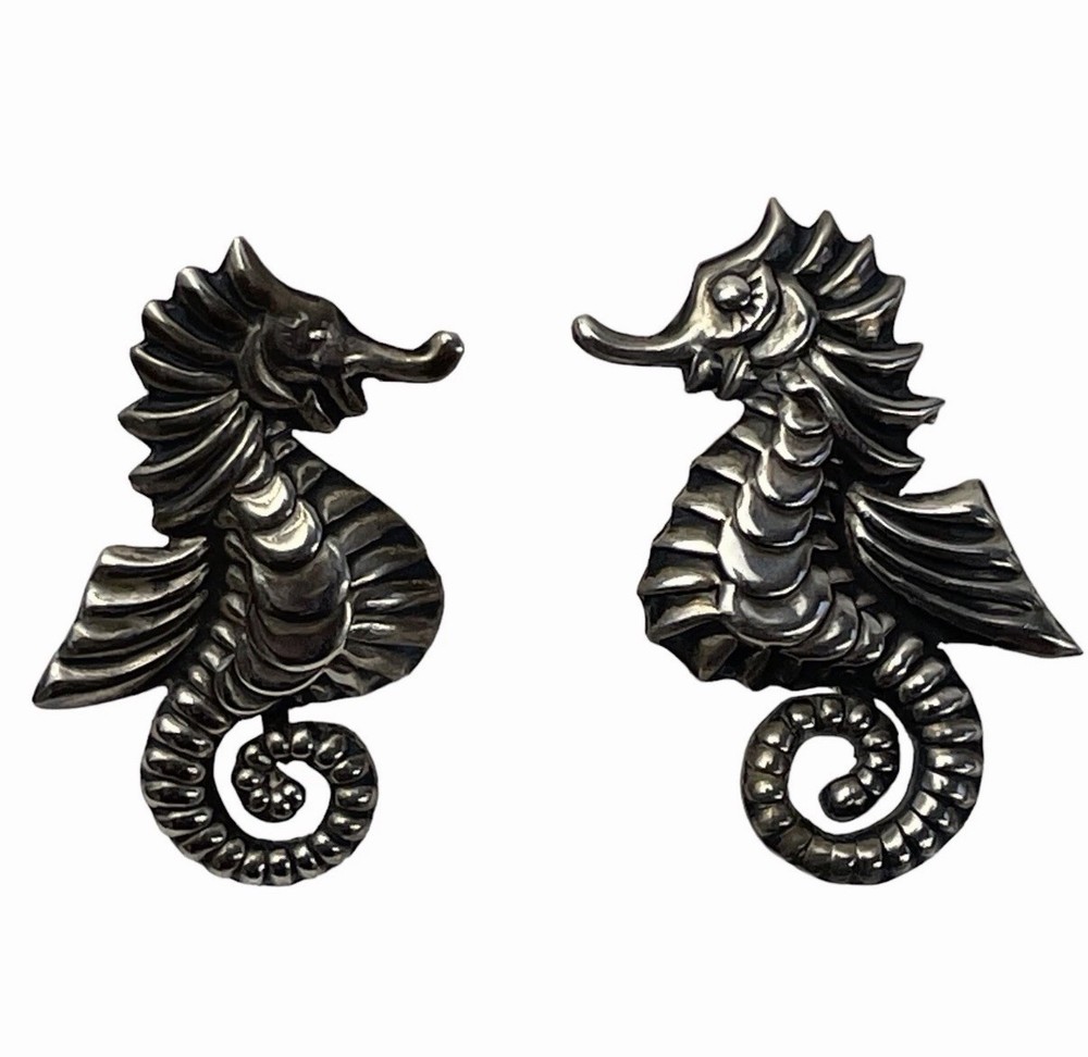 STERLING SILVER SEAHORSE EARRINGS MEXICO VINTAGE SCREW BACK MEXICAN SILVERSMITH