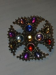 Vintage multi color moon glass in gold metal setting brooch/ pin
