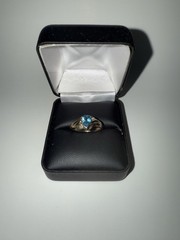 10KT Gold Cut Aqua Blue Topaz + Diamond Accent Ring Size 6 2.6g