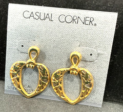VTG Casual Corner Earrings Filligree Heart Dangle Gold Tone Jewelry