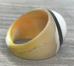 Vintage Handmade Carved Mother Of Pearl MOP & Bakelite Domed Pinky Signet Ring