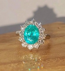 Vintage 18K White Gold Engagement Ring 4.02ct. Neon Blue Tourmaline Oval Shape