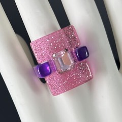 Modernist Lucite Ring Pink Purple Glitter Rhinestone Sz 7.75 Chunky Post Modern