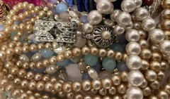 4Lb Mixed Mystery Jewelry Lot Vintage Mod Boho Bead Necklaces Bracelets Earrings