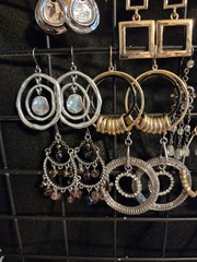 Vintage To Now Quality Earrings Lot Stone Crystal pierced Dangles 20 pair Mixed