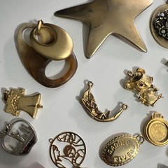 Vintage Large 30+ Pendant Collection | Mix Lot Rhinestones Gold Silver Tone