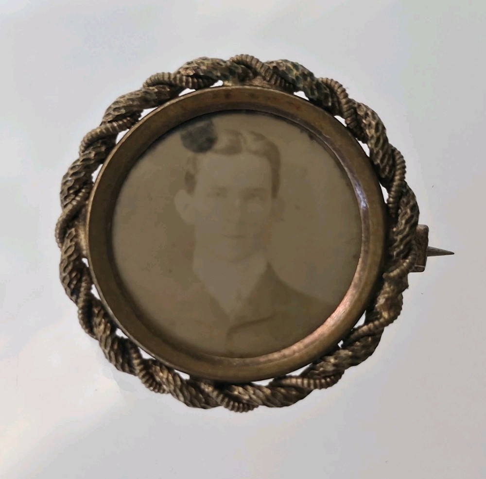 Antique Victorian Framed Brooch Portrait Photo Of Male C Clasp