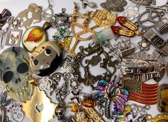 Lot Vtg & Modern Novelty Pendant Findings Charms Jewelry Craft Colorful Enamel