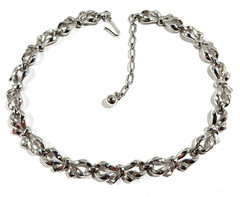 Trifari Signed Silver Collar Necklace ~ Bow Design ~ 16 inches