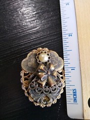 Vintage 1998 Signed Jane AOL (Angels of Love) Faux Pearl Pin
