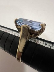 Vtg Estate 10K Solid Gold Topaz Blue Coctail Ring 9.2 grams Sz 9.5 WOW!