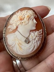 VINTAGE 14K WHITE GOLD LARGE SHELL CAMEO DIAMOND PIN BROOCH CONVERTABLE PENDANT