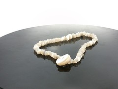 Vintage Natural Shell Necklace White Heishi Beads Boho Beach Style Jewelry 12 In