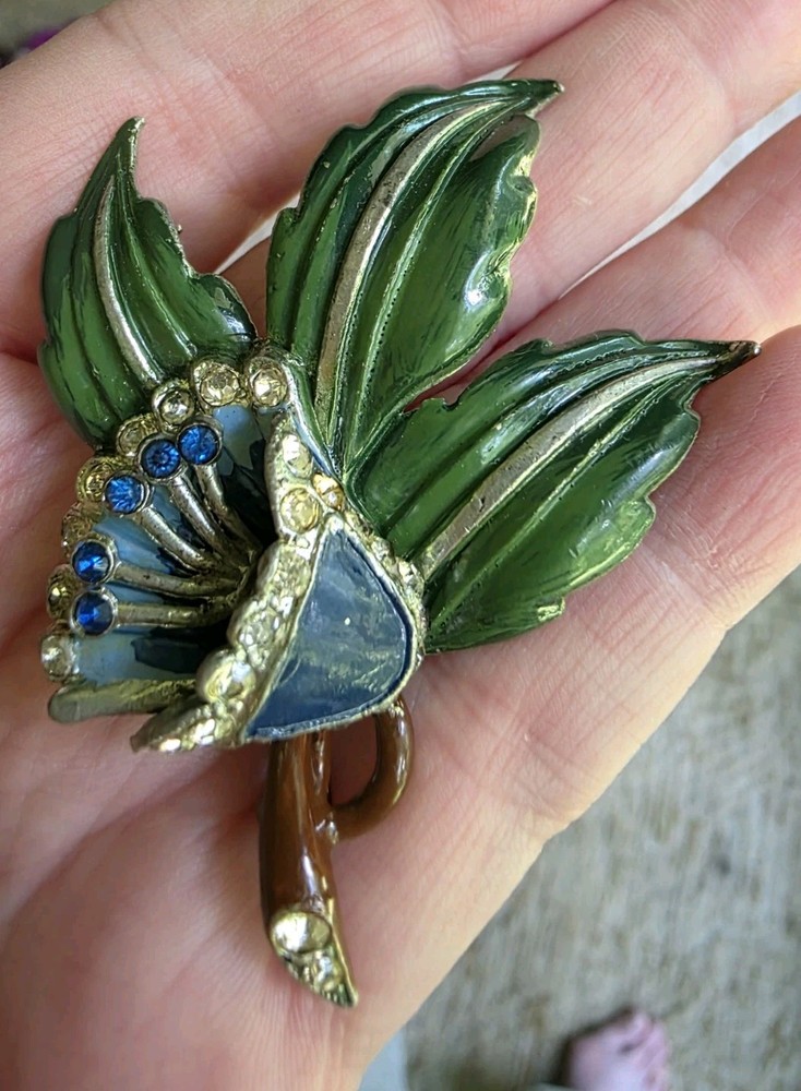 Pot Metal 1930s Floral Enamel Brooch