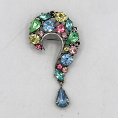 Lisner Rhinestone Brooch Pin Pastel Blue Pink Green Silver Tone