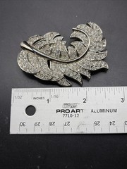 Vintage Large Rhinestone Feather Brooch Silver Tone Unsigned 2.75”L