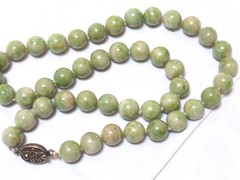 CHINESE VINTAGE Apple GREEN JADE 10mm BEAD NECKLACE, SILVER CLASP, 84 grams