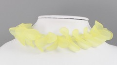 VINTAGE 60’S YELLOW PLASTIC LUCITE BEAD DROP BIB BEAD NECKLACE