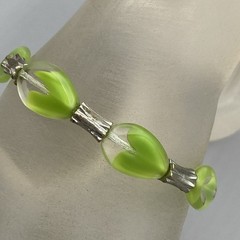 Lime Green Givre Glass Beaded Bracelet Stretch Silver Tone Spacers 6.5″