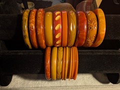 20 Vintage Bakelite Orange Bracelets! Carved – End Of The Day – Awesome Lot!