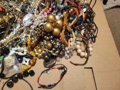 vintage-to Now-BROKEN -REAL JUNK-ALL NOT WEARABLE-GOLD TONE-jewelry Lot- 14 Lb