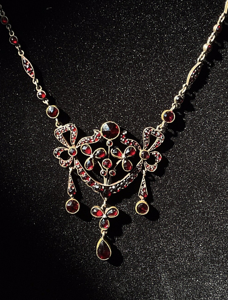 Exquisite Antique 19th Century Garnet Necklace, Vermeil