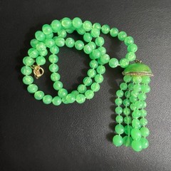 Vintage Lucite Bead Tassel Necklace Green UV Reactive Glow Jewelry